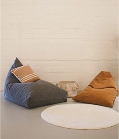 Detský sedací vak v terakotovej farbe Cleo Toffee – Lorena Canals