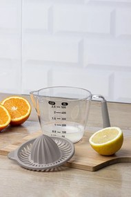 Plastový džbán s odmerkou a odšťavovačom 0,5 l tmavobéžová