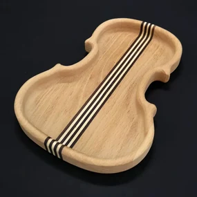 AMADEA Drevená miska v tvare huslí so strunami, masívne drevo, 14x20x2 cm