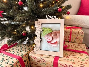 ČistéDrevo Drevený fotorámik s menom k narodeniu dieťaťa 13 x 18 cm