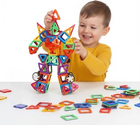 MULTISTORE Magnetická stavebnica 130 dielov – magnetické kocky 2D/3D, kolieska, šablóny, 3+