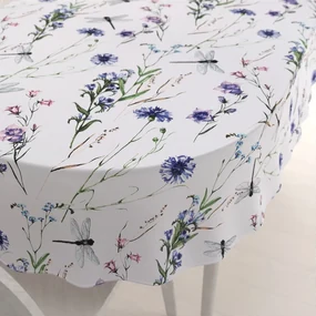 Biante Bavlnený oválny obrus Sandra SA-429 Lúčne kvietky s vážkami 50x100 cm