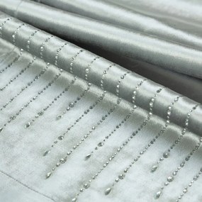 Dekorstudio Behúň na stôl ROYAL 3 z lesklého zamatu s kamienkami v striebornej farbe Rozmer behúňa (šírka x dĺžka): 35x140cm