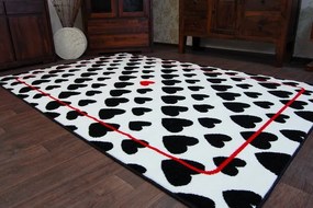 Kusový koberec SKETCH SEAN biely / čierny - srdce