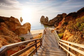 Umelecká fotografie Boardwalk to Camilo beach at sunrise,  Portugal, Matteo Colombo, (40 x 26.7 cm)