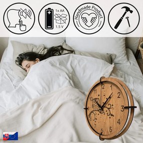 Drevené nástenné hodiny Sova na vetve – dubový dekor, tichý chod | SENTOP HDF0573-OAK