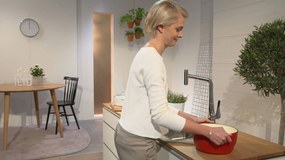 Hansgrohe Metris New, páková kuchynská batéria 320 s vyťahovacou spŕškou, chrómová, HAN-14820000