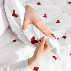 Goldea bavlnené posteľné obliečky - červené srdiečka na bielom 140 x 200 a 70 x 90 cm
