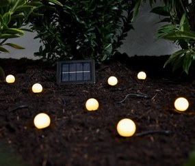 Solárna svetelná reťaz na zapichnutie do zeme