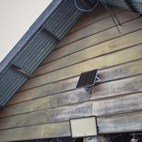 LED Vonkajší solárny reflektor LED/30W/3,2V 6400K čierna + DO