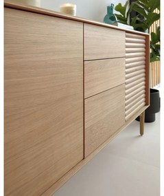 Nízka komoda v dekore duba v prírodnej farbe 200x86 cm Lenon – Kave Home