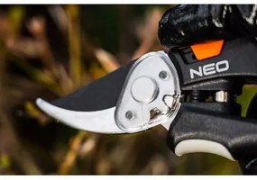 NEO 15-204 obtokové záhradné nožnice