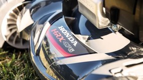 Kosačka benzínová s pojazdom - Honda HRX 476 VY, 47 cm; 187 cm³; 2,7 kW (4 T)
