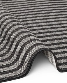 Koberec Ted Baker Haringey Linley čierny / biely