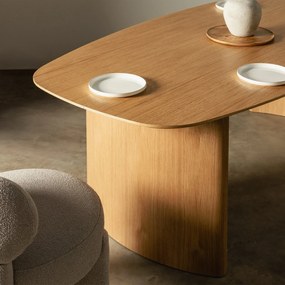 Oválný jídelní stůl Oriento 200 cm dub přírodní