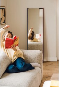 Stojacie zrkadlo s dreveným rámom 49x166 cm Lun – noo.ma