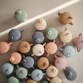 Mushie silikónový hrnček s náustkom - Tradewinds