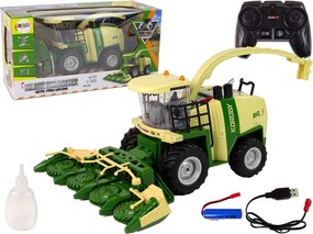 LEAN Toys Diaľkovo ovládaný kombajn s dymom, svetlom a zvukom, 2,4 GHz, mierka 1:24