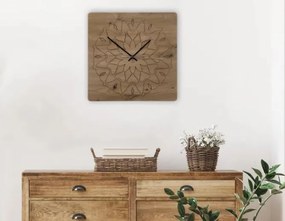 Drevené štvorcové hodiny Mandala