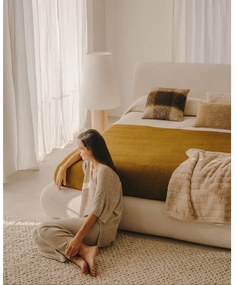 Béžová čalúnená dvojlôžková posteľ 180x200 cm Martina – Kave Home