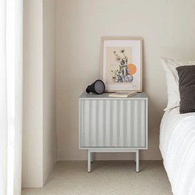 Svetlosivý matný nočný stolík Sierra – Teulat