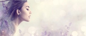 Obraz ženy s levanduľami (120x50 cm)