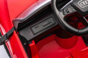Elektrické autíčko Audi SQ8 červené