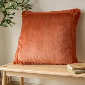 Dekoračný vankúš z mikroplyšu 55x55 cm Velvet and Faux Fur – Catherine Lansfield