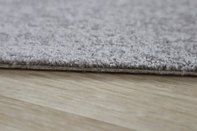 Associated Weavers koberce Metrážny koberec Miriade 92 šedý - S obšitím cm