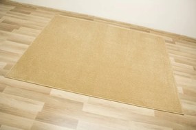 Metrážny koberec Forest 50 medový