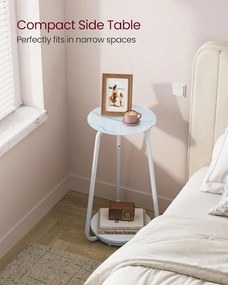 Okrúhly príručný stolík, so sklenenou doskou a poličkou z drevotriesky, mramorovo biely