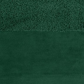 Hladký uterák JULITA v zelenej farbe s jemným detailom na okraji Šírka: 50 cm | Dĺžka: 90 cm