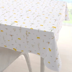 Biante Bavlnený štvorcový obrus Sandra SA-497 Žlté bylinky na bielom 150x150 cm