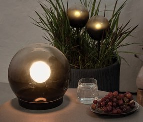 Guľové svietidlo z z dymového skla