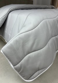 Paplón MEDICAL 140x200 cm – antialergický, celoročný, mikrovlákno, výplň duté vlákno, škandinávska technológia, prateľný na 95 °C, slovenský výrobok, -16 %