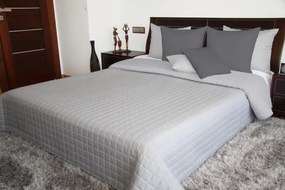 Obojstranný prehoz na posteľ v svetlošedej farbe Šírka: 75 cm | Dĺžka: 160 cm