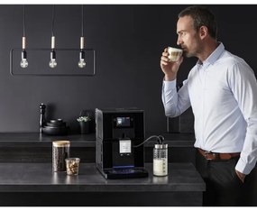 Krups - Aut. kávovar s nádobou na mlieko INTUITION PREFERENCE 1450W/230V čierna