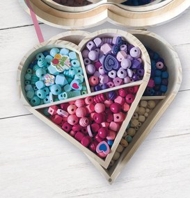 Koráliky mnohých tvarov v drevenej krabičke - Srdce