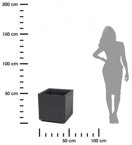 PLASTOVÝ KVETINÁČ NA KOLIESKACH BETONIQUE ECO 40X40 CM IMITÁCIA BETÓNU ANTRACITOVÁ