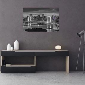 Obraz - Veľkomesto s fialovou vežou (90x60 cm)
