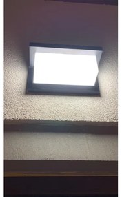 LED Vonkajšie nástenné svietidlo so senzorom LED/12W/230V IP54 čierna