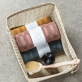 Tmavozelená kúpeľňová predložka 50x80 cm Geo – Mette Ditmer Denmark