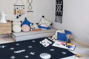 Lorena Canals, Ručne tkaný kusový koberec Universe, 140x200, čiernobiela, detská izba