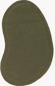 Ručne tuftovaný vlnený koberec v organickom tvare Kadey