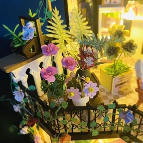 2Kids Toys - Miniatúrny domček Darcyin kvetinový, 2xAAA batérie