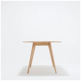 Jedálenský stôl z masívneho dubového dreva Gazzda Stafa, 220 × 90 cm