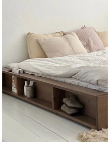 Hnedá dvojlôžková posteľ z borovicového dreva s roštom 180x200 cm Ziggy – Karup Design