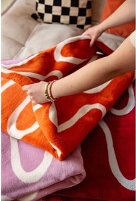 Oranžová deka 150x200 cm Swirl – noo.ma