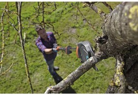 Teleskopické nožnice na konáre Gardena StarCut 410 Plus dvojčepeľové