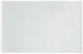 St 09 - White